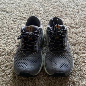 Brooks Ghost 12 Sneakers